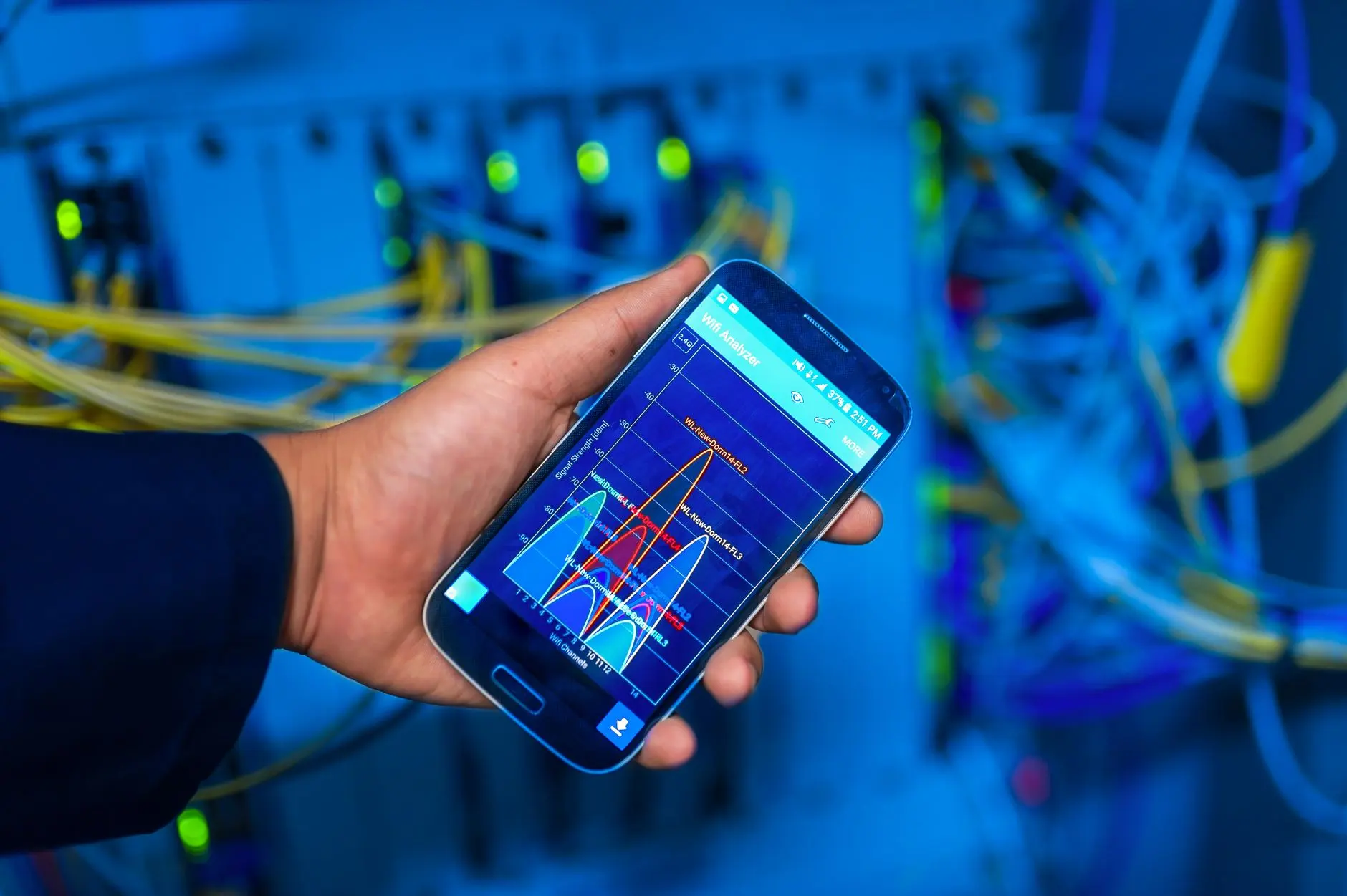 5G基站建设对射频模块性能指标的新要求与技术选型分析